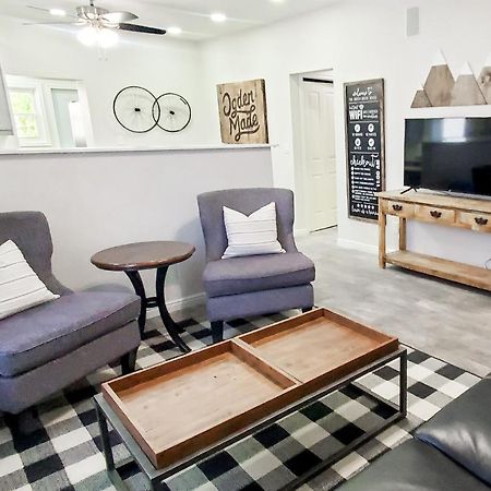 Vacation Home Minutes From Downtown, Great For Families أوغدن المظهر الخارجي الصورة