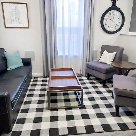 Vacation Home Minutes From Downtown, Great For Families أوغدن المظهر الخارجي الصورة